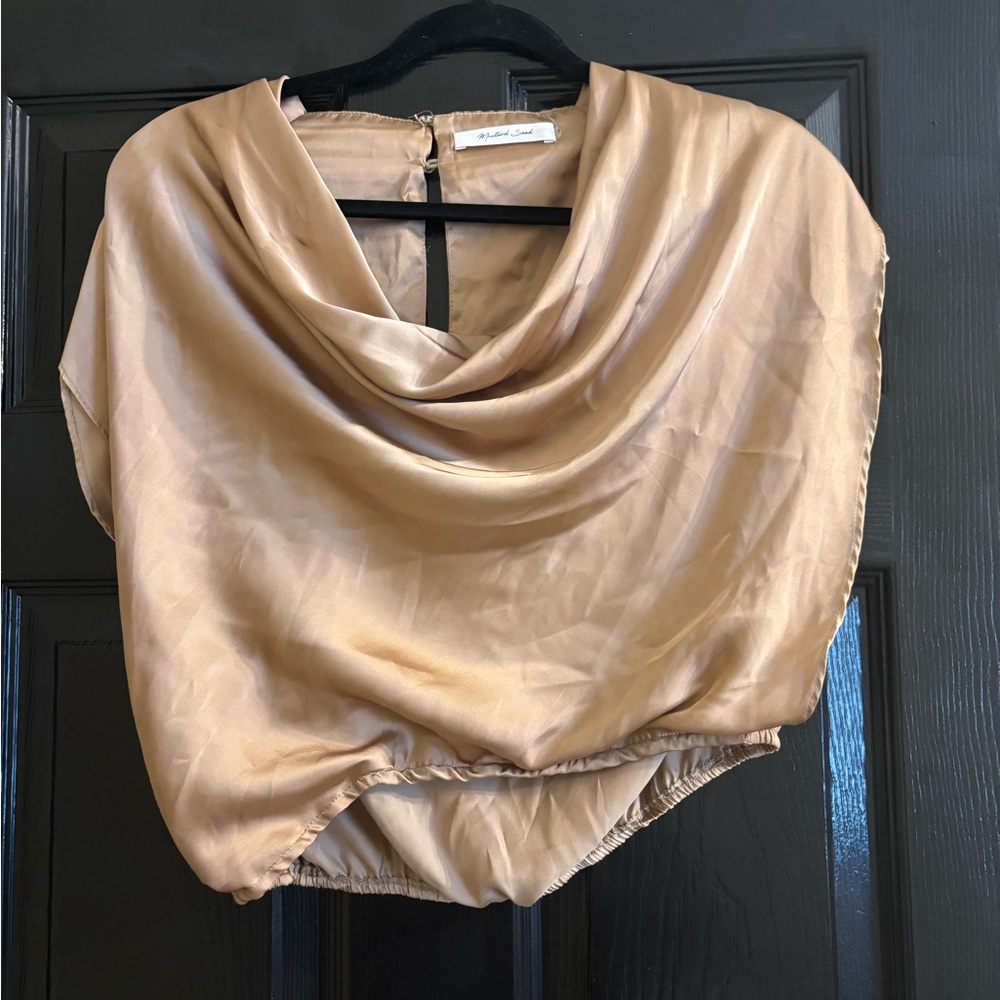 Women’s satin scoop neck crop blouse